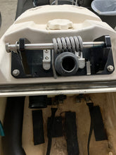 Charger l&#39;image dans la galerie, Stainless Yamaha Pole Pivot Bolt
